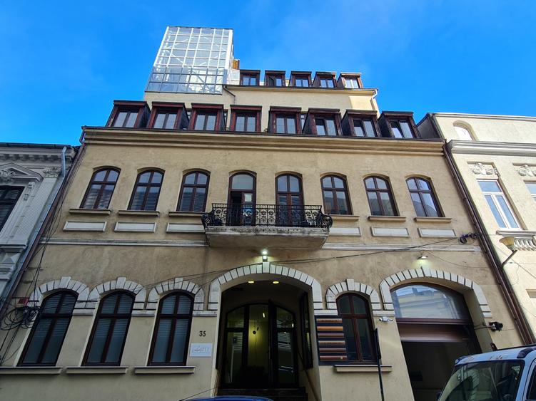 Birou, de 257 mp, în Unirii