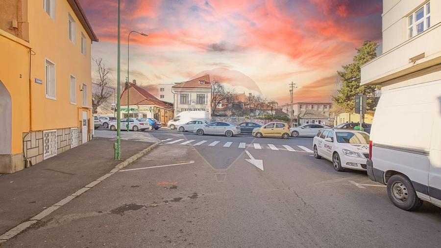 0% Comision | Casa cu potential enorm | Centrul Civic | Zona Sanitas - 36