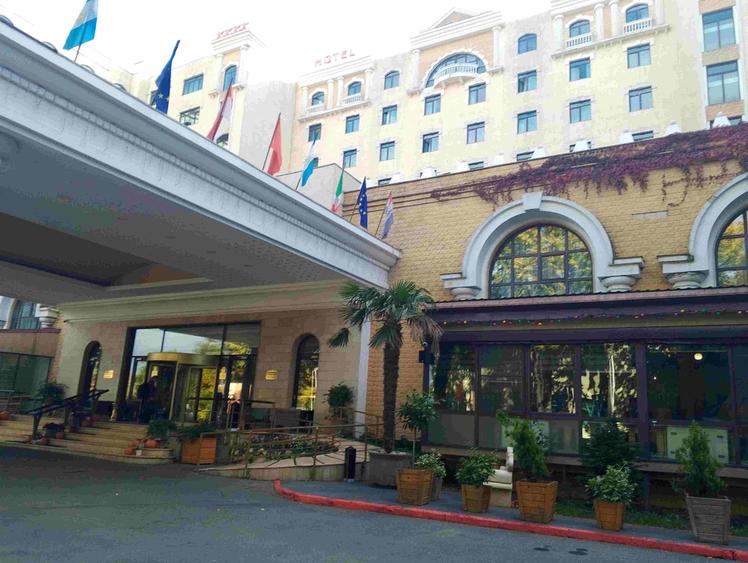 Baneasa –Aviatiei, Phoenicia hotel, apartament lux, parcare - 1