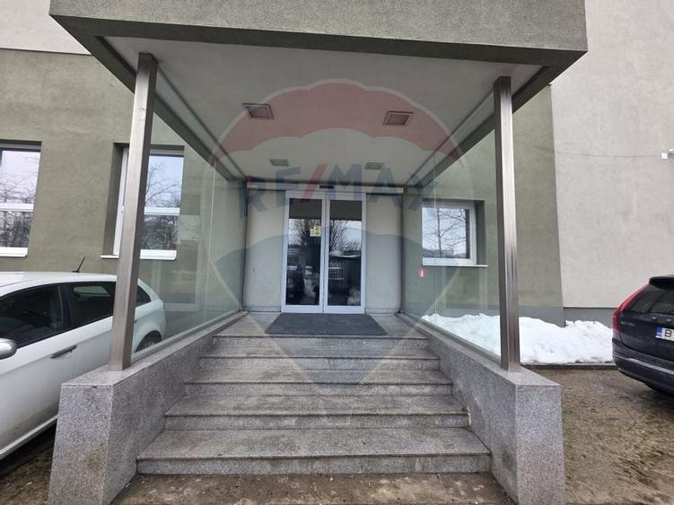 Spațiu de birouri de 1,780mp de vânzare în zona 13 Septembrie - 1