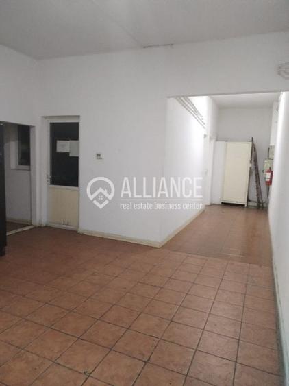 ZONA INDUSTRIALA (COD04)-Hala 270 mp ideal service auto - 2