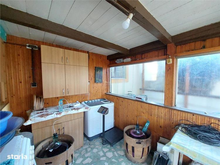 Casa P+1, 5 camere, 150 mp, teren 3815 mp, Zoresti, com. Vernesti - 12