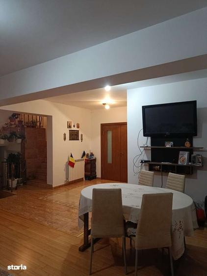 Casa/ Vila cu curte generoasa, mobilata si utilata complet 188 mp - 1