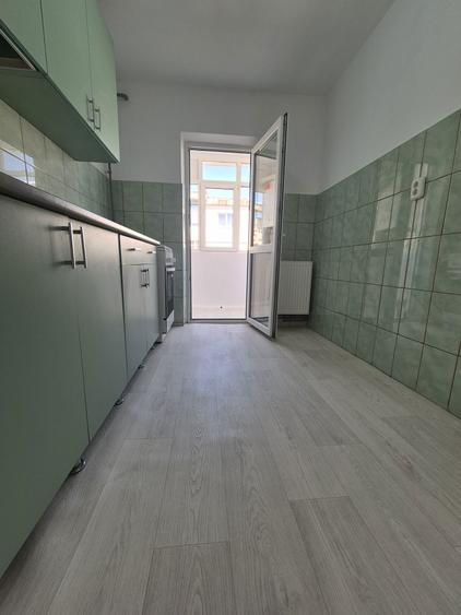 Vand apartament confort I /Decomandat/9Mai/Ploiesti/Renovat - 4