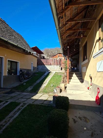 casa de vanzare in Saschiz - 3