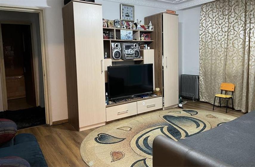 Apartament 2 camere Semidecomandat Almasu Mare - 3