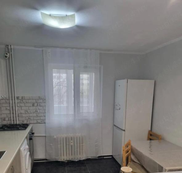 Proprietar, ofer spre inchiriere ap. 2 camere in Rahova, strada Buzoieni nr.2 - 3