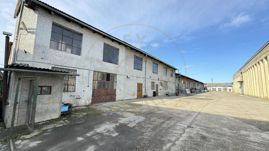 Cladire Industriala Hala Productie, Depozitare, Birouri-Teren 3140 mp - Carei - 2