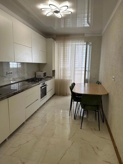 Apartament de vanzare de 2 camere in zona 13 Septembrie - 2