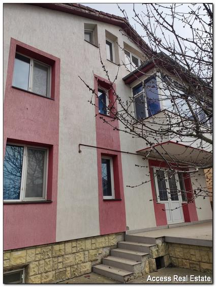 Vilă pe malul lacului Siutghiol, lângă parc - 9