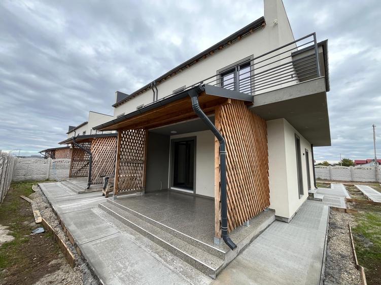 Duplex Balotesti || NOU || COMISION 0 - 8