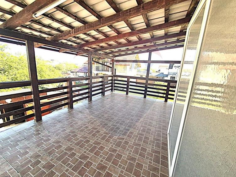 Casă / Vilă de vanzare in Serbanesti - 12