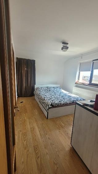 Vând casa 4 camere în zona Eroilor Ploiesti - 5