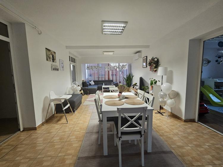 Imobil P+2E+M, cu spațiu comercial, zona Spitalul Județean, comision 0% - 1