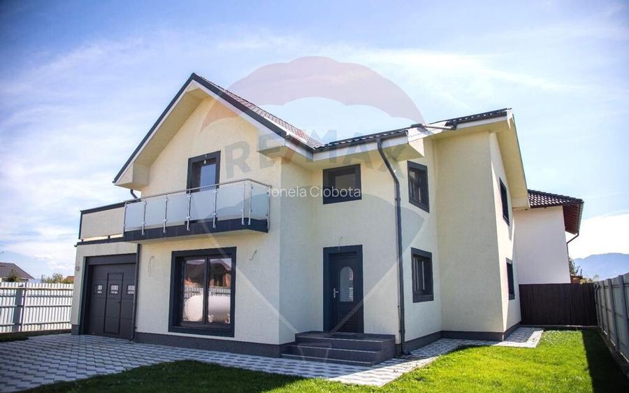 Casa / Vila de vanzare Sanpetru, jude?ul Bra?ov Casa / Vila de vanzare Sanpetru, jude?ul Bra?ov