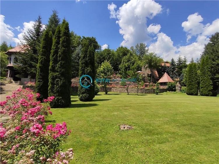 Royal Imobiliare -vanzare vila/ casa de vacanta zona CAMPINA - 60