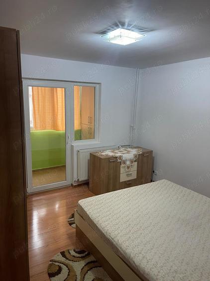 Inchiriez apartament cu 2 camere + living, Zona Soarelui - 1