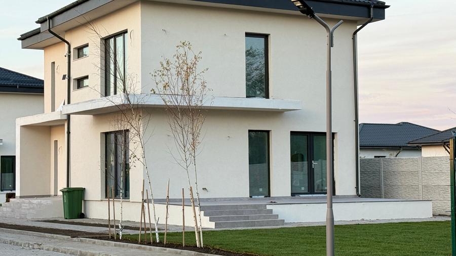 Ultima VILĂ la OFERTĂ  – preț special 210.000 € + TVA! - 31