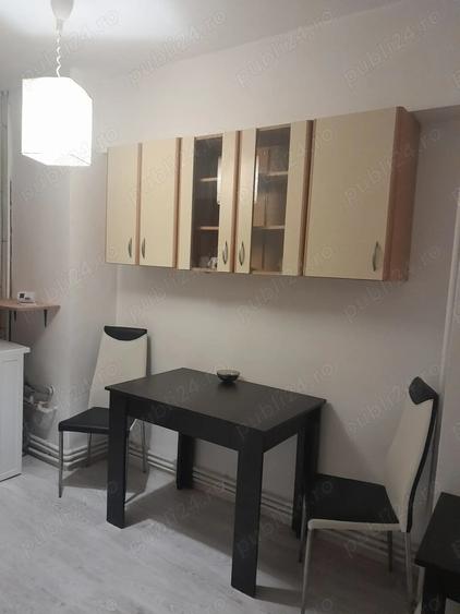 Inchiriez apartament centru - 1