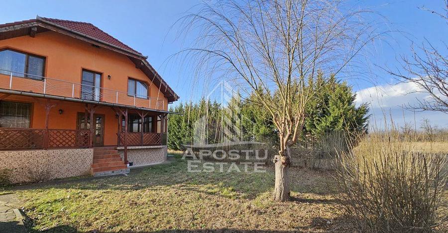 Vila de vanzare in Ghioroc - 8