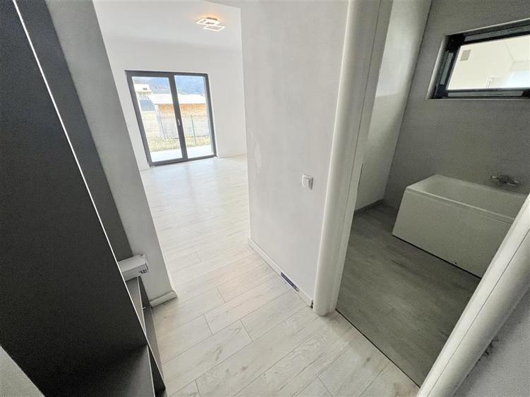 Casa individuala Cristian incalzire in pardoseala si garaj - 22