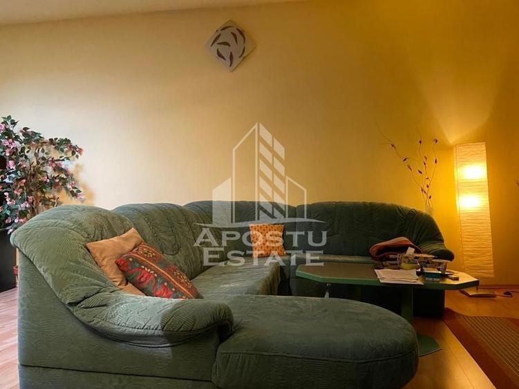 Casa +Spatiu comercial + apartament studio - 2