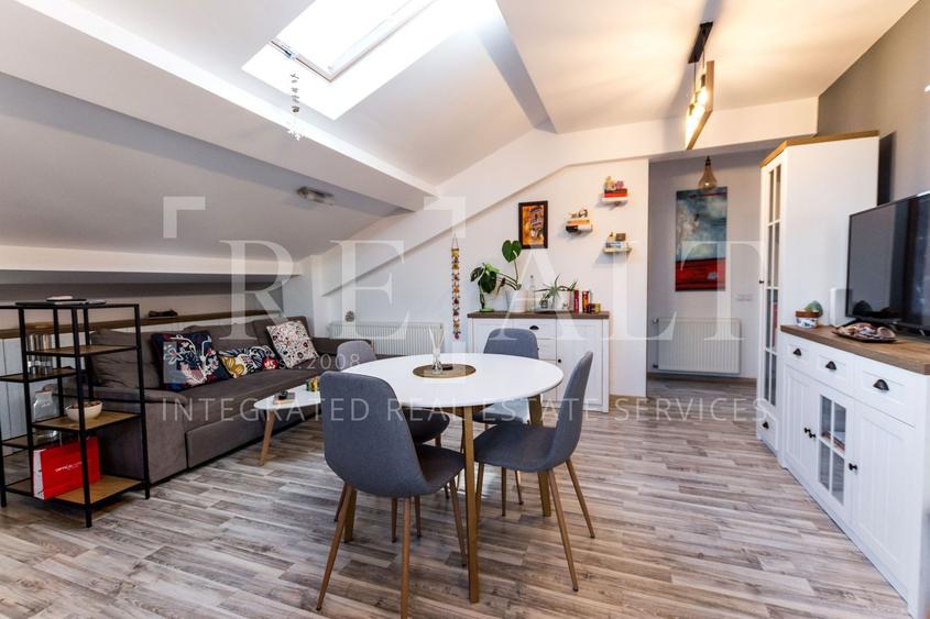 Vanzare apartament 2 camere | Mansarda, Boem | Expozitiei, 1 Mai - 5