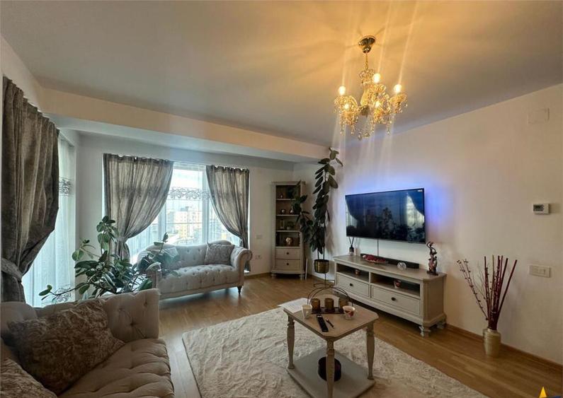 Central, LUX Class - 5