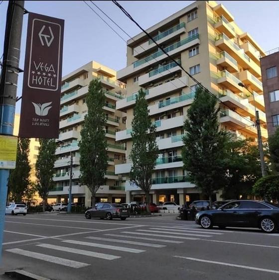 Particular,MAMAIA, central, vis a vis de Dorna, liber, ideal investitie - 1