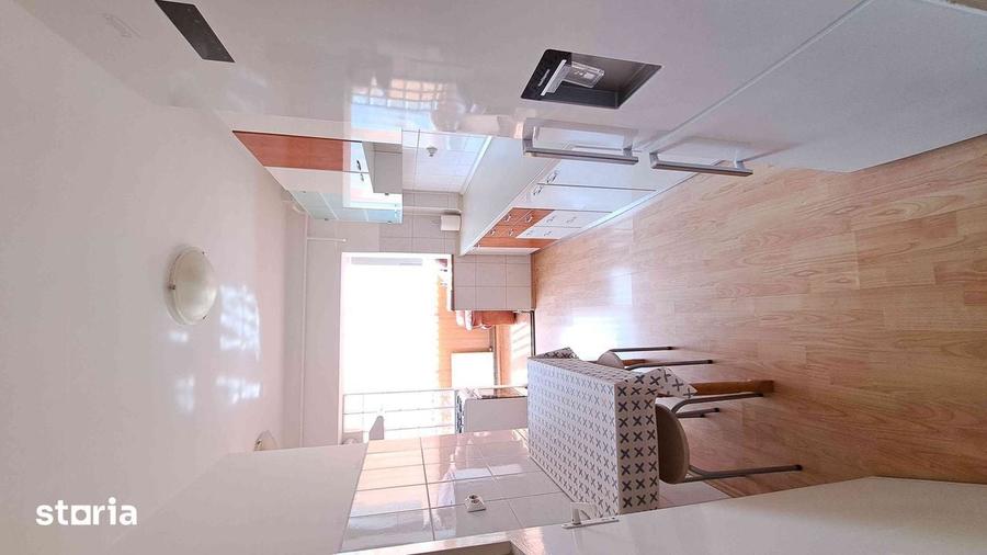 Proprietar, 3 camere, decomandat, orientat spre sud. - 5
