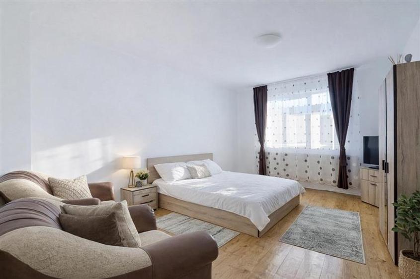 3D! Apartament in casa, pe 75 mp,  Bartolomeu, Brasov - 1