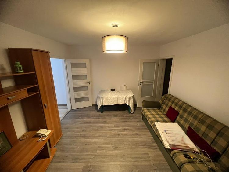 Apartament 3 camere Piata Chibrit langa metrou 1 Mai - 6