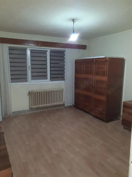 vanzare garsoniera - 1