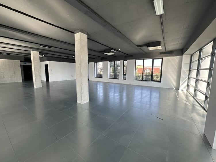 Spatiu de birouri Etaj 1 - 10