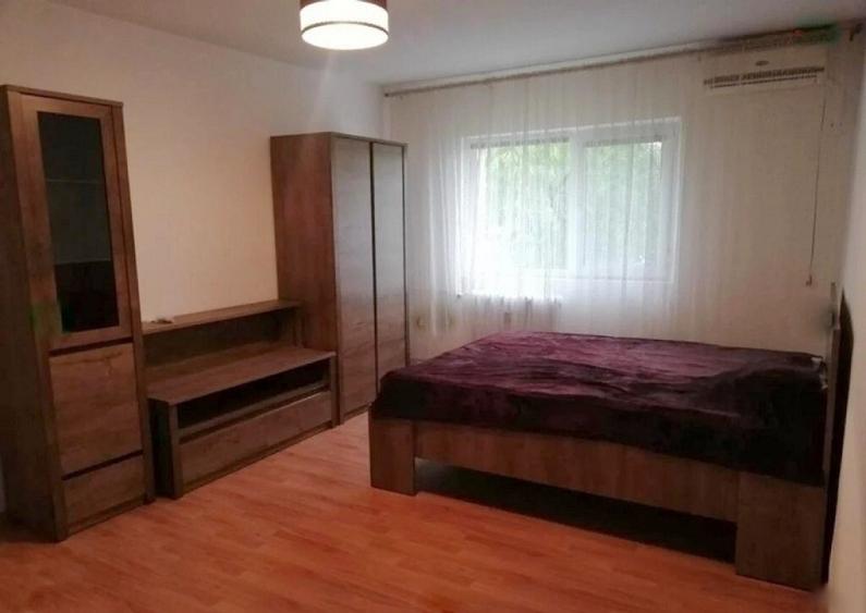 Apartament 1 camera D, in Podul de Fier, - 2