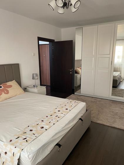 Inchiriere ap 3 camere Berceni - 2