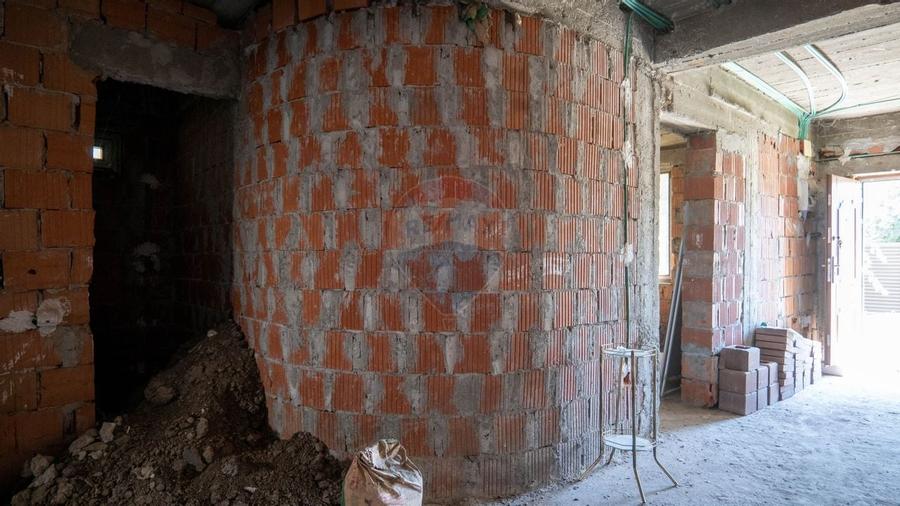 Vanzare vilă cu 5 camere Parter+Etaj, str. Magnoliei - Pantelimon - 17