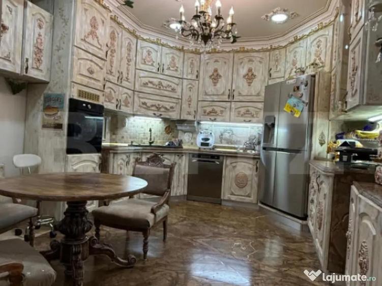 Apartament 3 camere, decomandat, incalzire pardoseala, 2 bai - 1