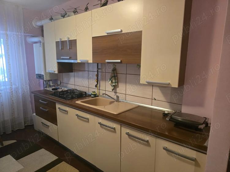 Apartament 2 camere etaj 2 4 zona jandarmeriei mobilat si utilat - 6