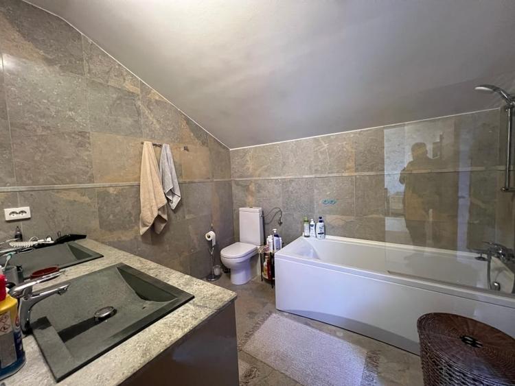 De vanzare | Casa Individuala | 154 mp | Transylvania College | Strada Privata - 16