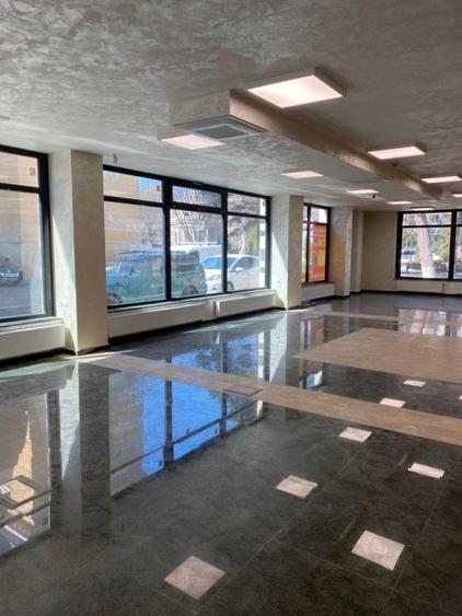 Spatiu ultracentral amenajat complet - 1