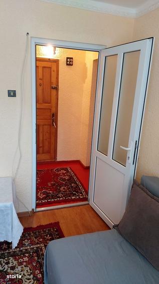 Burdujeni-Cuza Voda 1-Bloc apartamente-Garsoniera et.1,mobilata . - 3