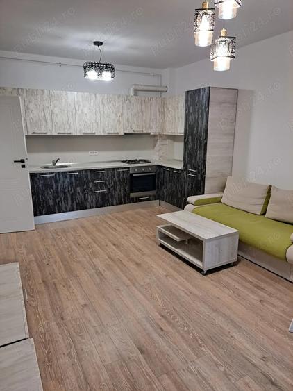 Inchiriez apartament Cetate - 2