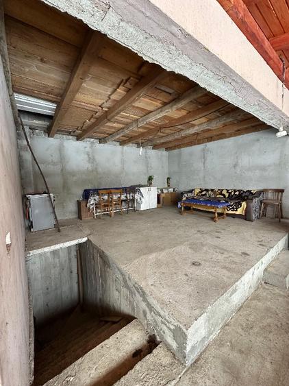 Casă Parava De Vânzare  - 2