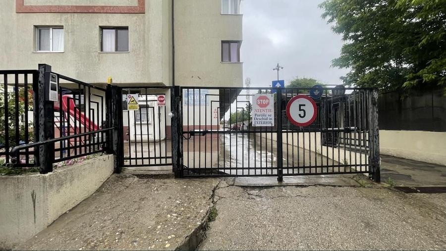 Apartament 75 mp cu Parcare Inclusă | Parter - 9