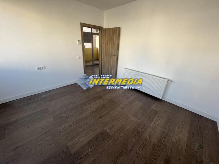 DE VANZARE I SPATIU COMERCIAL I CENTRU 60 MP I FINISAT COMPLET I - 1