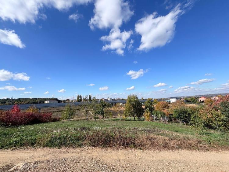 Vand teren intravilan 1144 mp in Baile 1 Mai - 3