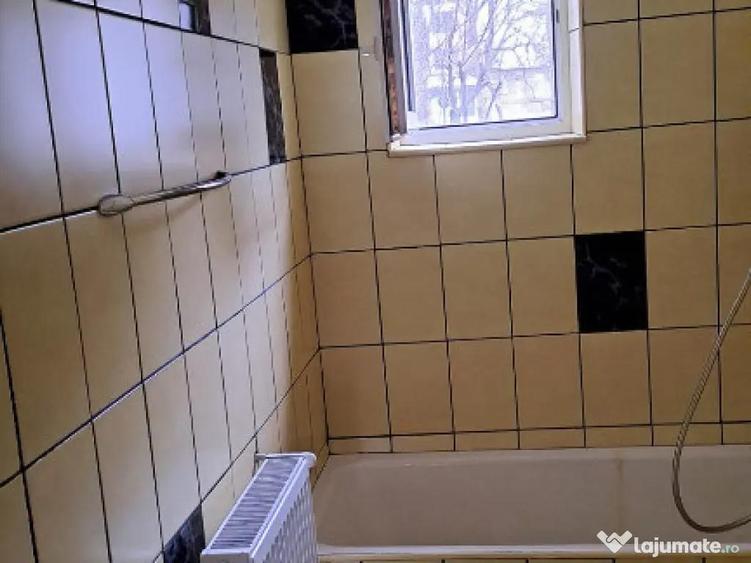 Inchiriez apartament 3 camere decomandat in Deva ,Zamfirescu, parter - 4