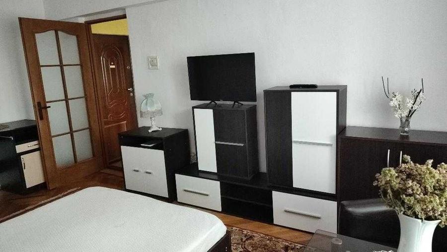 Apartament de inchiriat - 4