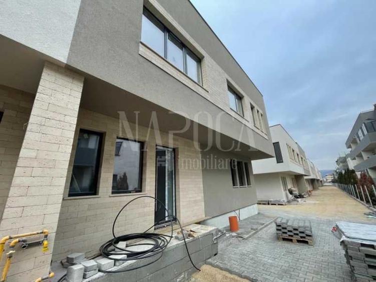 Casa 4 camere de vanzare in Floresti - 1